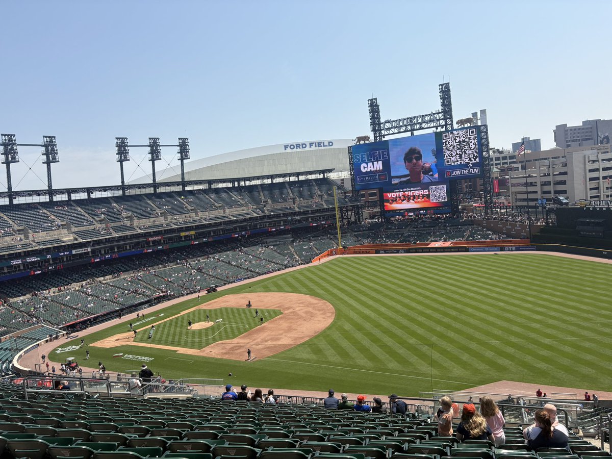 2nd stop of the northeast baseball trip.. Let’s go cubbies!! #GoCubsGo #Cubs