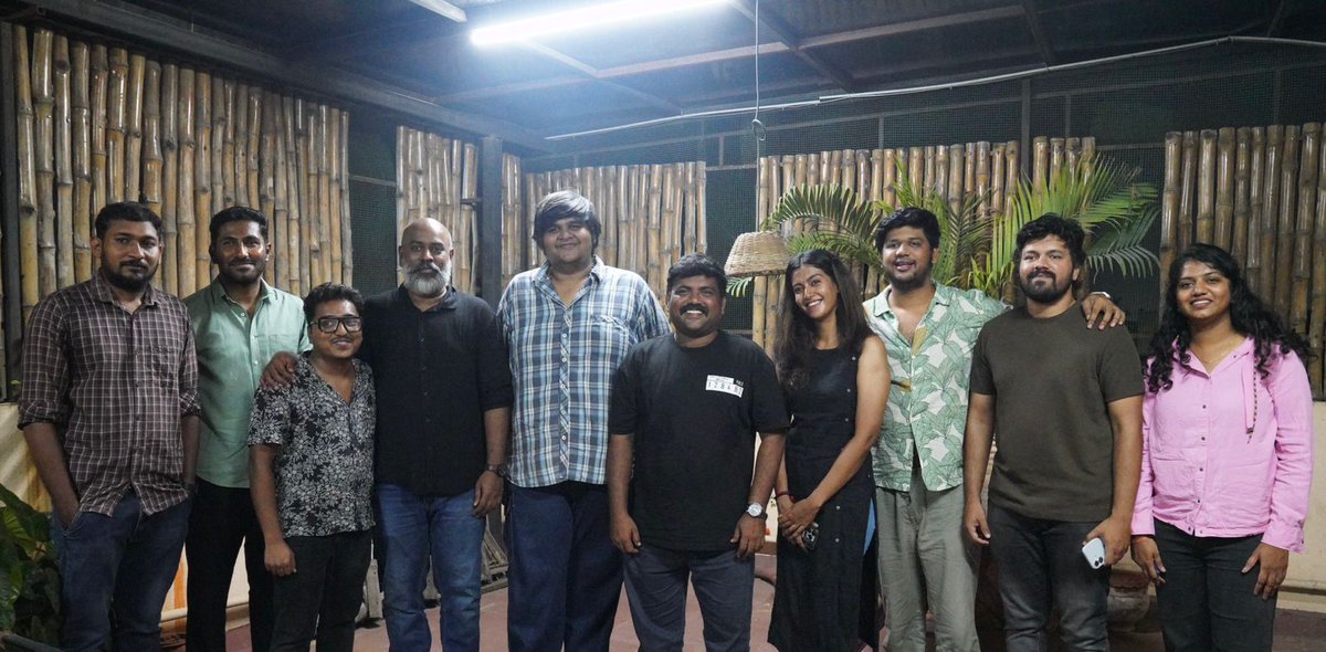 Director <a href="/karthiksubbaraj/">karthik subbaraj</a> met team #MadrasMatinee to congratulate them for making a beautiful about life and beyond ♥️

<a href="/keyanmk/">keyanmk</a> - directorial 💫

@dreamwarriorpic <a href="/saregamasouth/">Saregama South</a>

<a href="/kaaliactor/">Kaali Venkat</a> <a href="/Roshni_offl/">Roshni Haripriyan</a> <a href="/Vishva_actor/">Vishva</a>  @actormadhumitha <a href="/gk_anand/">Anand GK</a> <a href="/KCBalasarangan/">K C Balasarangan</a> <a href="/jacki_art/">Jackson</a>