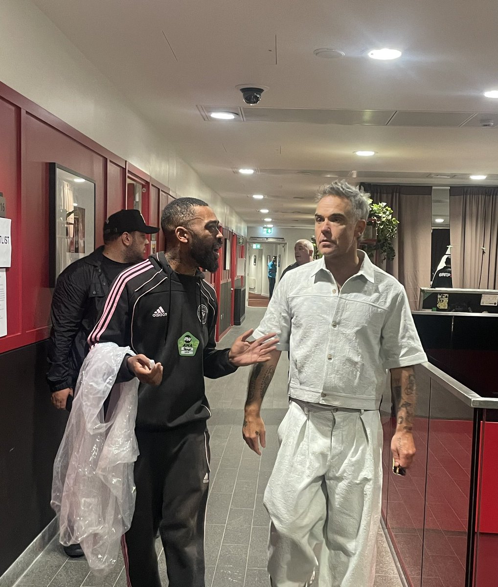 I knew i was gonna need a poncho today. 😂