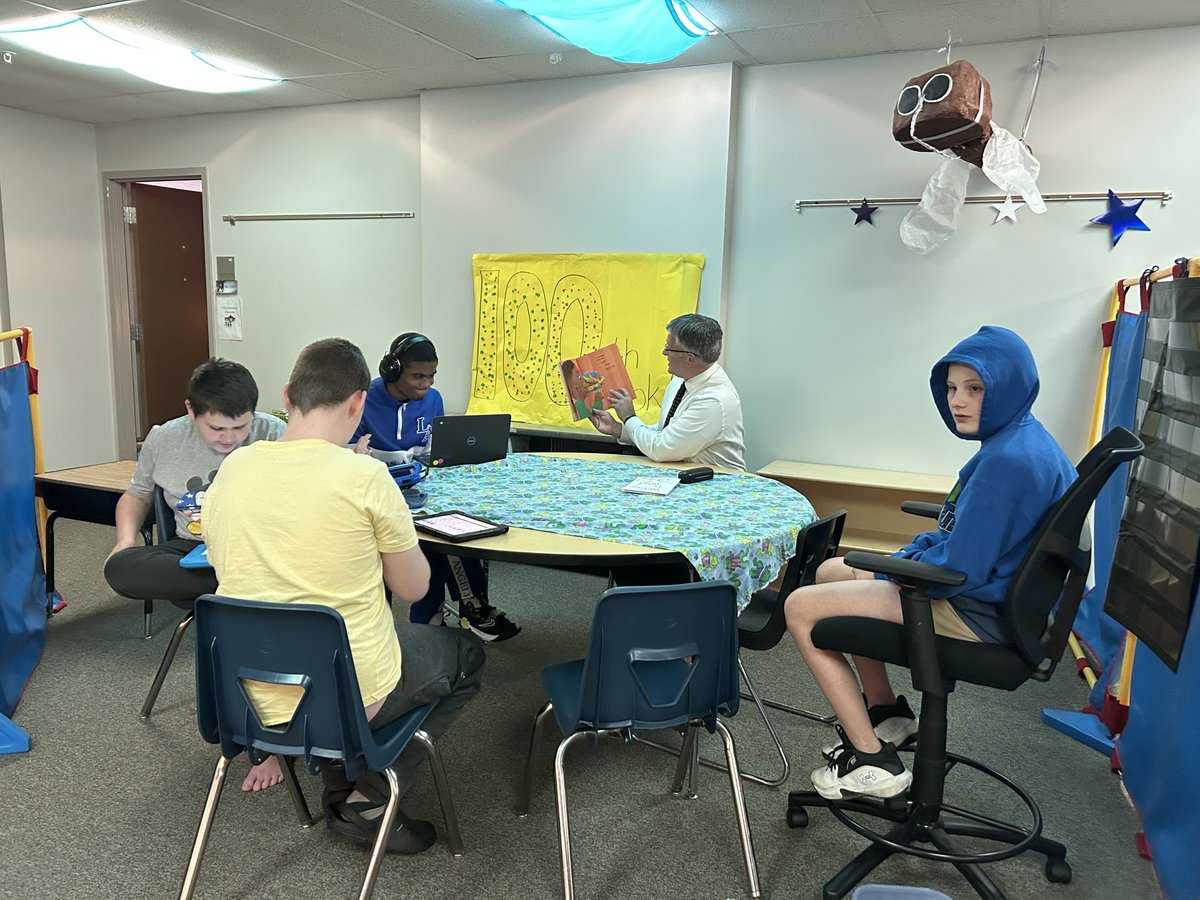 📘🍧SAIL students had the immense pleasure of Dr. Ward reading our 100th book to the class. After the story, which we truly enjoyed, we ALL took part in eating popsicles. We found out Dr. Ward likes grape! #MyChoiceWilloughbyEastlake #WEareonthemove