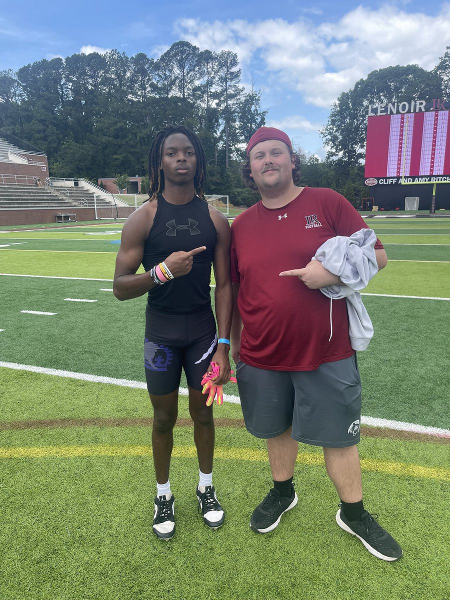 Trashad Lineberger (@trashadlineber3) on Twitter photo Had a great day <a href="/LRBearsFootball/">Lenoir-Rhyne Football</a>‼️can’t wait to be back‼️<a href="/CAY42/">Chris Young</a> <a href="/CoachShawP/">Shaw Pomianowski</a> <a href="/RPomainville_LR/">Ryley Pomainville</a> #RecruitTheL #WolfWay🐺 Had a great day <a href="/LRBearsFootball/">Lenoir-Rhyne Football</a>‼️can’t wait to be back‼️<a href="/CAY42/">Chris Young</a> <a href="/CoachShawP/">Shaw Pomianowski</a> <a href="/RPomainville_LR/">Ryley Pomainville</a> #RecruitTheL #WolfWay🐺