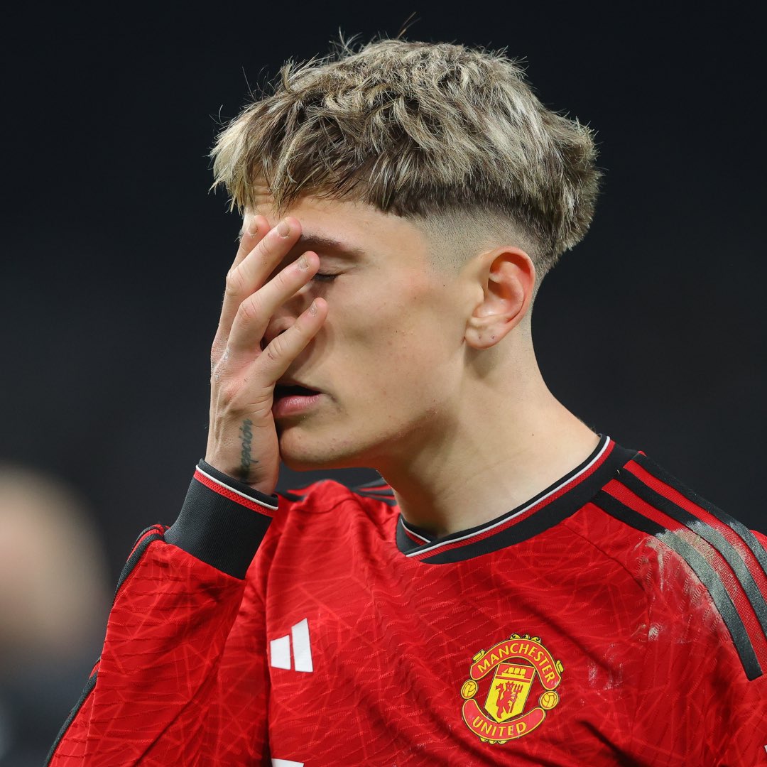 Oluchi_Utd's tweet image. The rebuilding touch everywhere. Anyone can go, it doesn’t concern me. I just want my club to succeed. Tired of all these average fraudsters.