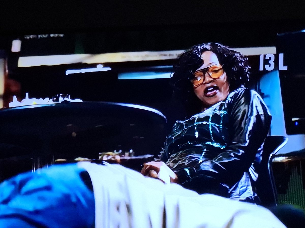 #chuzmazkhethela 😂 she's so condescending and patronizing! Maybe that's why engena ndola. I wonder if she even has frie 🤔 ungathola nokuthi MojazLove was even spiteful with these potential suitors cuz uyaphapa loh!