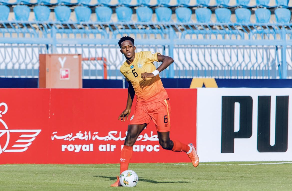 🇨🇩 | Jules Ahoka 
𝐃𝐌 | 

Jules Ahoka is a solid defensive midfielder, excellent for recovering balls and cutting opposing passes. He has a good reading of the game and anticipates actions well, while strictly respecting the tactical instructions. His main role is to protect the