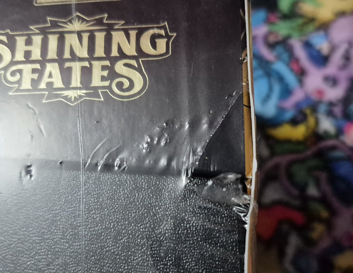 AND WE BEGIN!
I'm trying something new this week! 
Sealed* ETBs, Tins, and Collections!
Shipping will be calculated on the amount purchased.
*small rips on Vivid Voltage and Shining Fates. Pictures included. 
#NymStacks