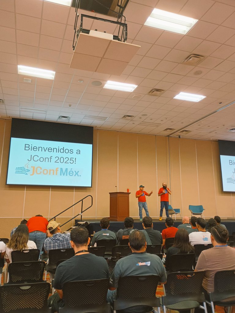 ≯ ʟᴀsᴇᴋ tweet media