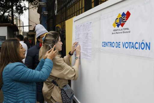 #Social || Publicada en Gaceta Oficial convocatoria a elecciones de alcaldes y concejos municipales el próximo 27J

El documento también establece el calendario de actividades  electorales para el proceso de selección de las autoridades municipales,  así como el cronograma