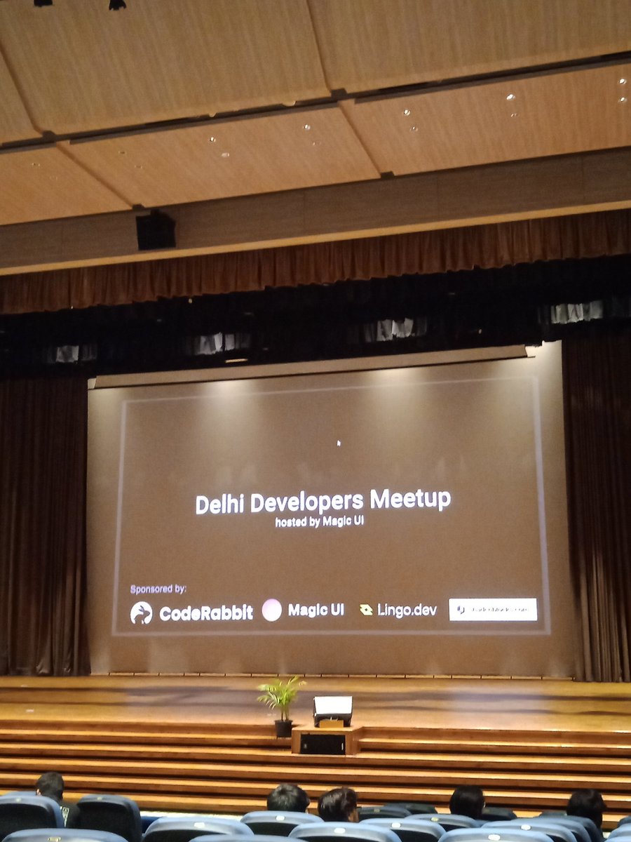 katara5_twt's tweet image. Man thnx for everything !
@mannupaaji @kirat_tw @dillionverma
@magicuidesign
#coderabbit #delhidevelopers #magicui #shadcnui #lingodev