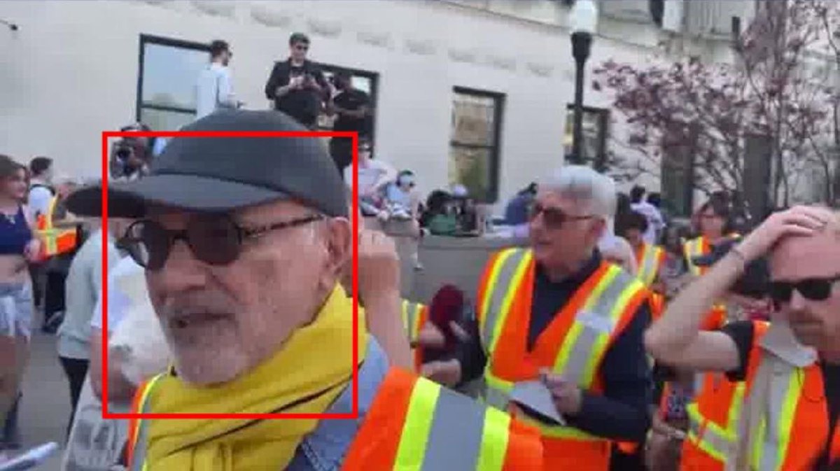 Corrected Media (@correctedmedia) on Twitter photo NYC mayoral candidate <a href="/ZohranKMamdani/">Zohran Kwame Mamdani</a>’s father, <a href="/Columbia/">Columbia University</a> professor Mahmood Mamdani, played a visible role in the university’s pro-Hamas encampments. He called for Israel’s “dismantlement” and compared Israelis to Nazis, fueling anti‑Jewish, anti‑Western sentiment. 🧵 NYC mayoral candidate <a href="/ZohranKMamdani/">Zohran Kwame Mamdani</a>’s father, <a href="/Columbia/">Columbia University</a> professor Mahmood Mamdani, played a visible role in the university’s pro-Hamas encampments. He called for Israel’s “dismantlement” and compared Israelis to Nazis, fueling anti‑Jewish, anti‑Western sentiment. 🧵