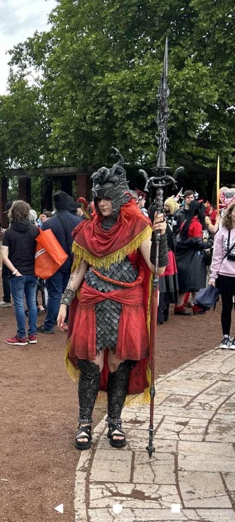 leo__frie's tweet image. I did Messmer again today at Dokomi!!