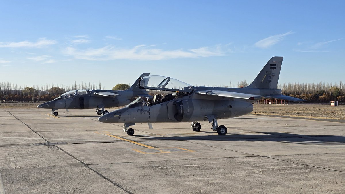 Hoy visitaron Neuquén dos  IA-63 Pampa III✈️