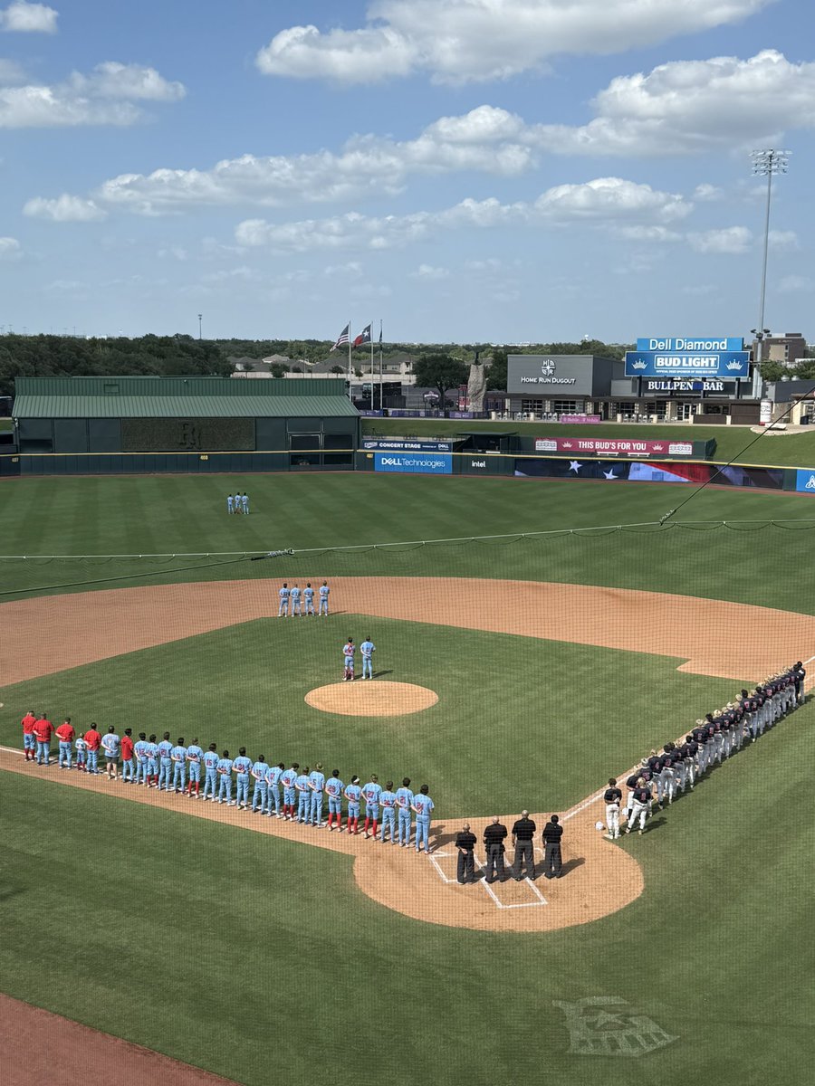 And now it's their turn...

Atascocita Eagles (32-12-2) vs Waco Midway Panthers (32-8)
 
For the 6A Division I State Championship