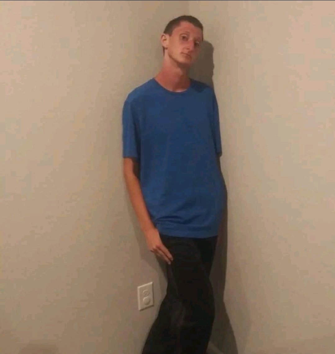 DanielLarson25's tweet image. Fit Check 🔥🔥🔥 wearing blue today, my favorite color