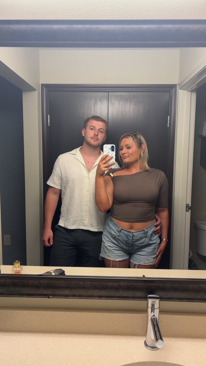 Woke up and knocked out all admin work.

Placed a few solid orders—
$2,000 deployed into fresh inventory.

Got feedback on some newly sourced ASINs.

Refining the pipeline.

Closing the night at an MMA fight.

Solid Saturday.