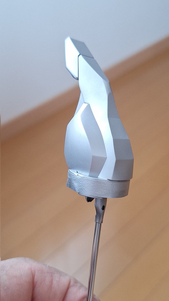 takezou2955's tweet image. モデラーあるある?かはわかりませんが...
プラモデルを趣味でやっている事が知れ渡ると、制作ををお願いされる事がある(今回は別で2件)。
って事で断れない自分は、やりたいオリジナル陸戦ガンダムを止めて、その内の1件のプラモを弄ってます。(色替えオーダー)