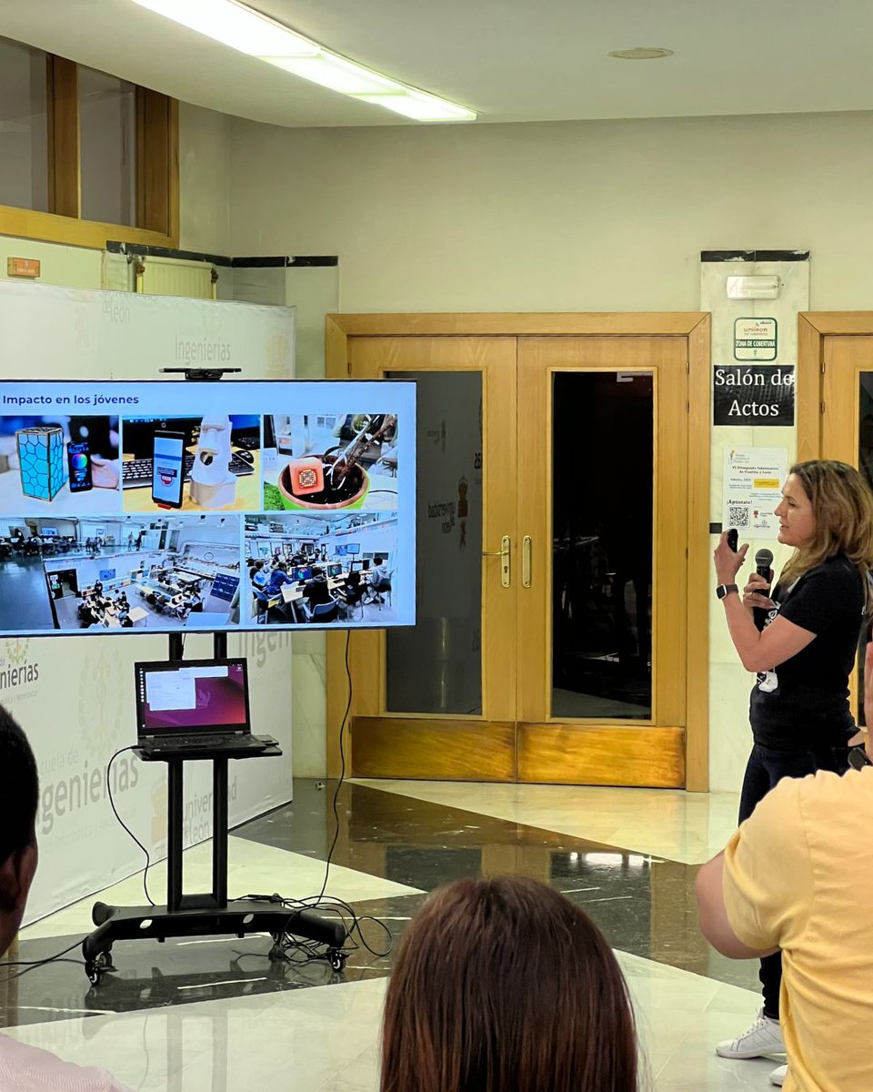 🎉Más de 160 niños/as participaron en #CódigoActivo bajo el lema "Tejiendo Redes".
Estuvimos presentes con stand de Fab Lab León y Fab Lab Ponferrada🛠️
👩‍🏫 Nuria dio una charla y… ¡4 premiados del concurso son de nuestras extraescolares!
¡Orgullo total! 
#STEAMkids #FabLabLeón