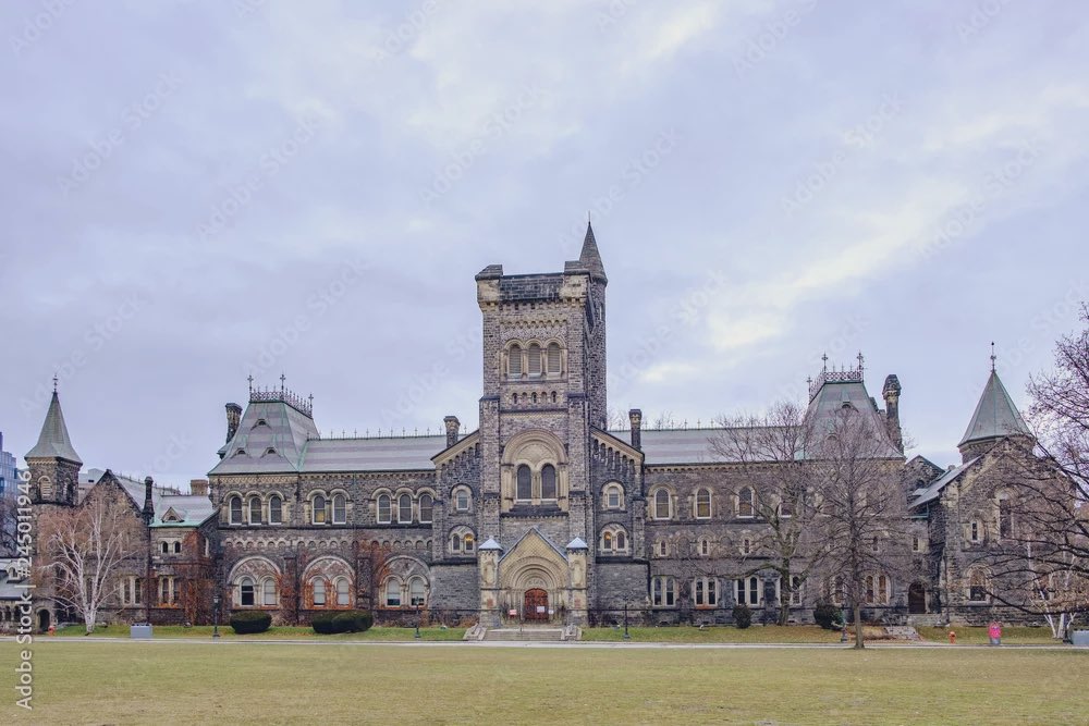 اللَّهم يا ميسّر البدايات سخّر لي الخير و سخّرني له

متجه بأذن الله لمدينة تورنتو في #كندا 🇨🇦 

لبداية زمالة التخصص الدقيق في جراحة تجميل وترميم الوجه Facial Plastic &amp; Reconstruction Surgery 

والحمدلله في واحدة من أفضل جامعات العالم والمصنفة رقم واحد في كندا 🤍 #UoFT 

نلقاكم