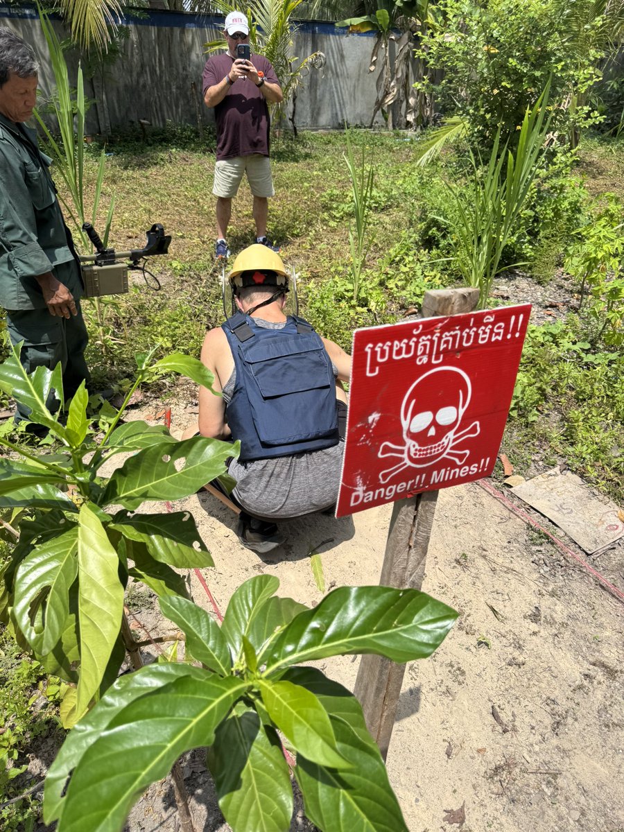 Carrie Adams (@silvercreekla) on Twitter photo Unforgettable moment in Cambodia 🇰🇭
Our students met Aki Ra, a former child soldier turned humanitarian who’s removed 50,000+ landmines.
Zach got to experience a mock land mine search.
His story is powerful. True courage, leadership & impact. <a href="/SilverCreek_HS/">Silver Creek High School</a> <a href="/EFtours/">EF Educational Tours</a> Unforgettable moment in Cambodia 🇰🇭
Our students met Aki Ra, a former child soldier turned humanitarian who’s removed 50,000+ landmines.
Zach got to experience a mock land mine search.
His story is powerful. True courage, leadership & impact. <a href="/SilverCreek_HS/">Silver Creek High School</a> <a href="/EFtours/">EF Educational Tours</a>