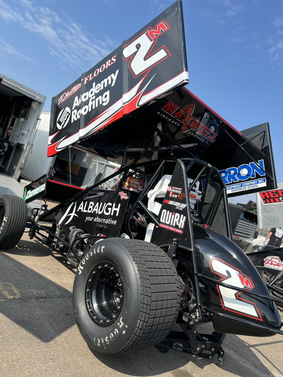 Now sitting in second place of #RandallRoofing360 points is <a href="/Ryangilesracing/">Ryan Giles Racing</a> in the Moro 2m. He has put together three top fives and is looking for his first feature win of the season tonight for <a href="/mattmoro2m/">mattmoro2m</a> and for <a href="/AlbaughLLC/">Albaugh</a>.

#Vermeer 🚜
#KnoxvilleChampionshipSeries