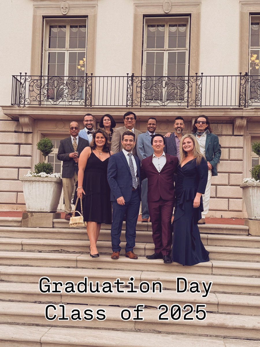 drlungsmd's tweet photo. Graduation: Class 2025 
@HenryFordHealth Providence Pulmonary Critical Care https://t.co/i3pAADhUBe