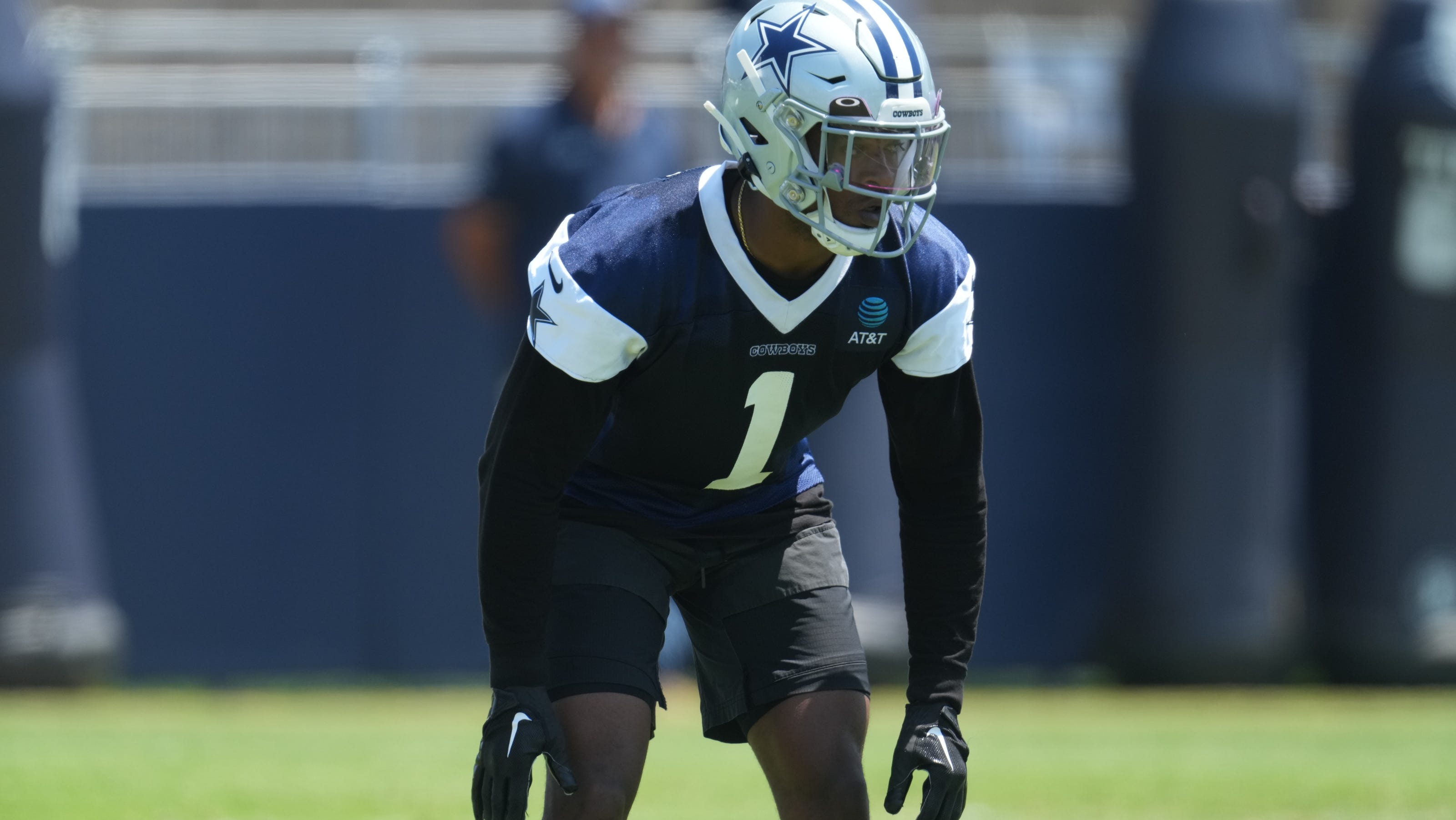 TheCowboysWire on X: "Kelvin Joseph had once been a "person of interest" in  a March 2022 shooting that left a man dead. He called police himself after  Saturday's accident. https://t.co/JQWrWOHsed https://t.co/bMISIqcOju" /