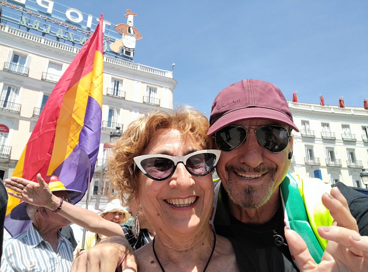 NO AL AUMENTO DEL GASTO MILITAR. 
NO A LA GUERRA.