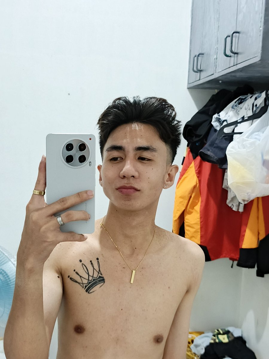 Cjayxyz31's tweet photo. luh? HAHAHAHA https://t.co/0ZcfMaNQyj