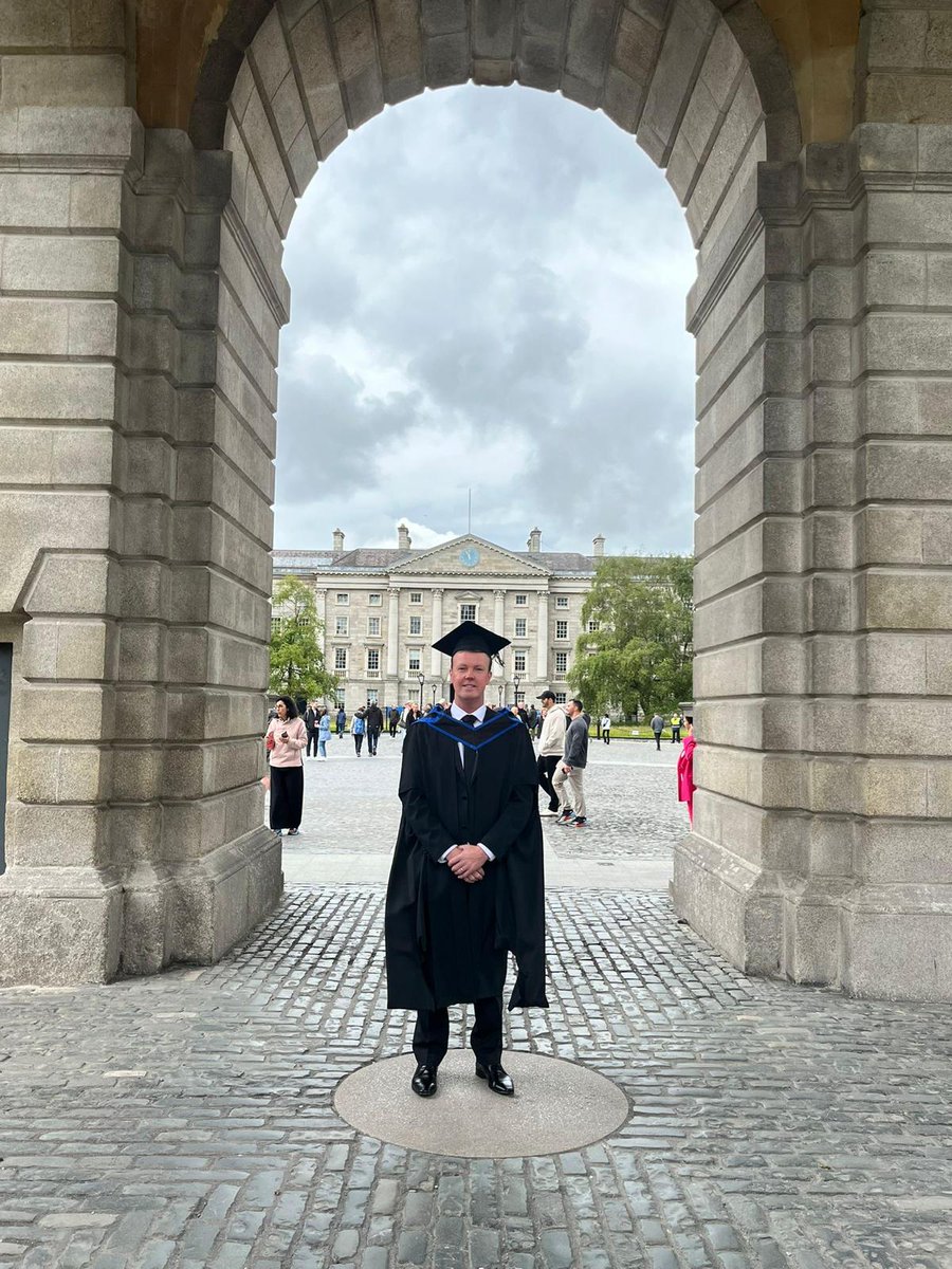 MartinBarr10's tweet image. Delighted to share a wonderful day @tcddublin with family, and colleagues @TCDTMI @CancerInstIRE @TrinityMed1 celebrating the awards of Honorary MA (j.o) degrees 🎓🥳