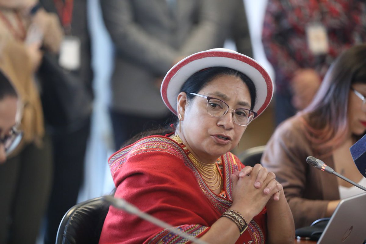 <a href="/InesAlarconOK/">Inés Alarcón</a> <a href="/JahirenNoriega/">Jahiren Noriega Donoso 💚</a> <a href="/MarioAmadoZ/">Mario Amado Zambrano</a> <a href="/EGuzmanurresta/">Jhajaira Urresta DDHH</a> <a href="/SeguridadAN/">SeguridadAN</a> <a href="/FA_Cevallos/">Francisco A Cevallos</a> <a href="/SoyCastillo593/">Andrés Castillo Maldonado</a> La legisladora <a href="/MYumbay/">Dra. Mariana Yumbay</a> indica que existen las normas jurídicas en seguridad y lo que se requiere es la voluntad política del Ejecutivo para potenciar a las Fuerzas del Orden. Agrega sus observaciones al proyecto de #LeyDeInteligencia.