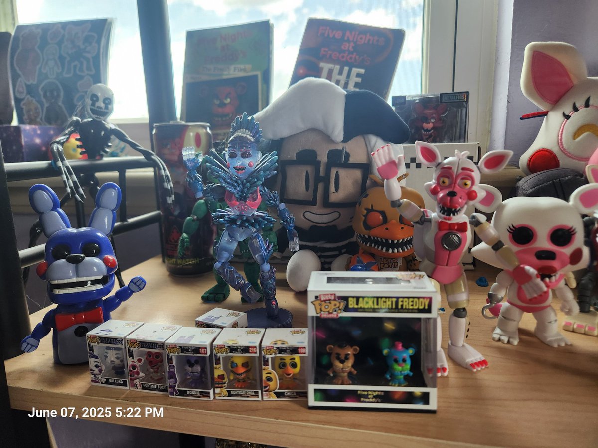 _Nightmare_83's tweet photo. @TheChalkeaters Professor on the fnaf shelf- what will he do?? https://t.co/P1REUtRrQ2