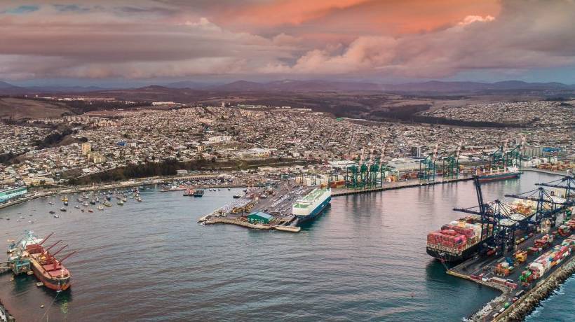 Puerto San Antonio impulsará nuevos espacios públicos para la comuna: crearán un parque para el humedal Ojos de Mar ow.ly/gMcA50W5Upf