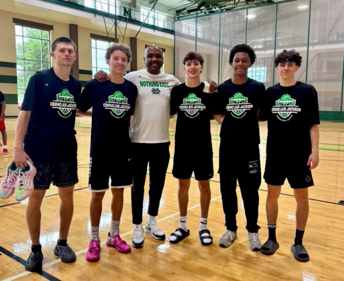 Justin Hughes Jr. (@justinhughes00) on Twitter photo Had a great time at the Marshall Elite Camp with my Teammates!
<a href="/RyanJBonner/">Ryan Bonner</a> <a href="/coach_thomas20/">Troy Lee Thomas</a> <a href="/bryan91323138/">bryan lemaster</a> <a href="/Coach_CJackson/">Cornelius (Corny) Jackson</a> <a href="/Rkt_92/">Ryan Taylor</a> <a href="/Herd_MBB/">Marshall Men's Basketball</a> <a href="/ElijahNeel10/">Elijah_neel55</a> <a href="/Caleb_32/">Caleb Clarke</a> <a href="/DrewT_Smith13/">drew smith</a> Had a great time at the Marshall Elite Camp with my Teammates!
<a href="/RyanJBonner/">Ryan Bonner</a> <a href="/coach_thomas20/">Troy Lee Thomas</a> <a href="/bryan91323138/">bryan lemaster</a> <a href="/Coach_CJackson/">Cornelius (Corny) Jackson</a> <a href="/Rkt_92/">Ryan Taylor</a> <a href="/Herd_MBB/">Marshall Men's Basketball</a> <a href="/ElijahNeel10/">Elijah_neel55</a> <a href="/Caleb_32/">Caleb Clarke</a> <a href="/DrewT_Smith13/">drew smith</a>
