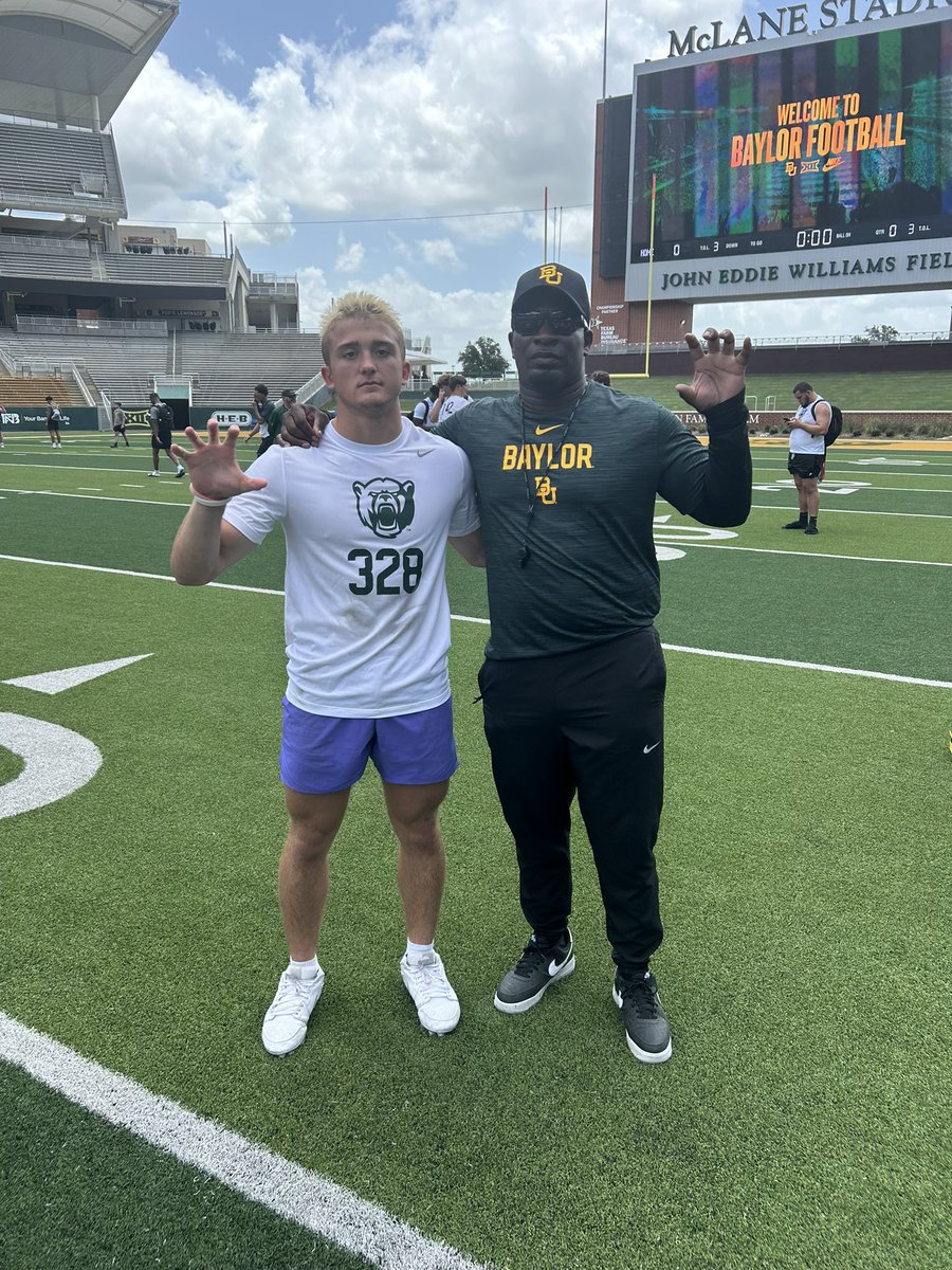 Austin Evans tweet media