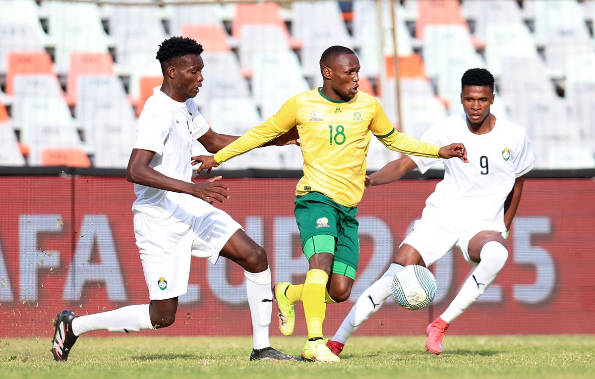 TSGALAXYFC's tweet image. Congratulations to Mike Sebelebele for being named Man of the Match in the COSAFA Cup clash against Zimbabwe! A top performance from a rising star ๐๐ฅ
@aQuelle @aQuelleViV
#Siyadumuza
#TheRockets
#TSG