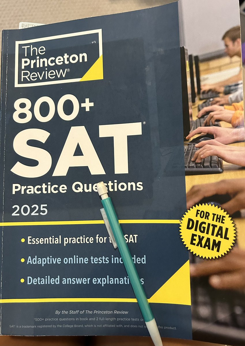 ava_kim2027's tweet image. Working on the “student” in #StudentAthlete 😅

#SATprep 

@ImYouthSoccer @ImCollegeSoccer