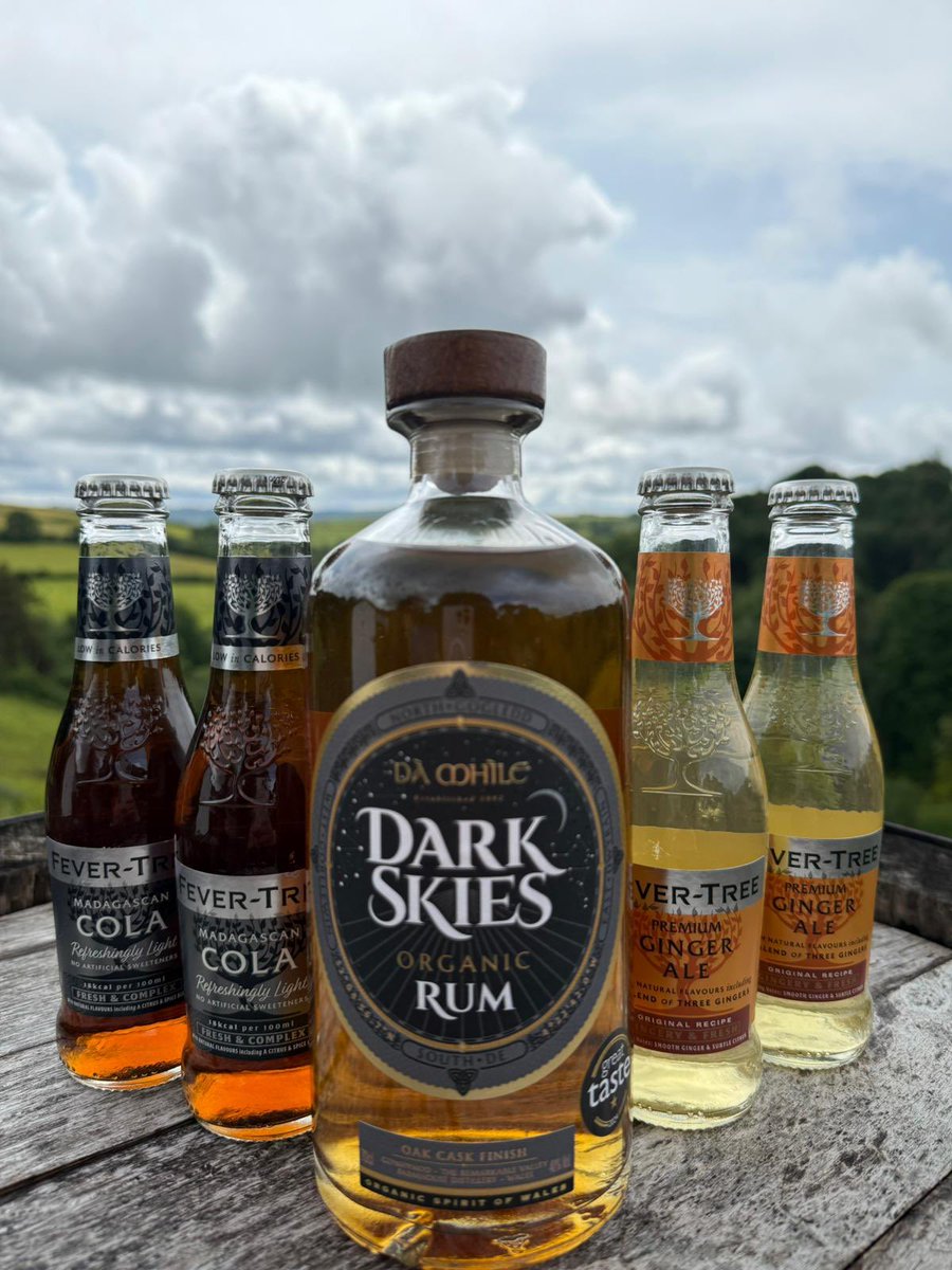 FATHER’S DAY SPECIAL 🥃

Say a big “Cheers!” to the dads in your life with a bottle of our Dà Mhìle Dark Skies Rum!

For every 70cl bottle of Dark Skies Rum you purchase, you’ll receive 4 FREE Fever-Tree mixers:

 • 2 x Madagascan Cola
 • 2 x Ginger Ale

Trust us, Dad will love