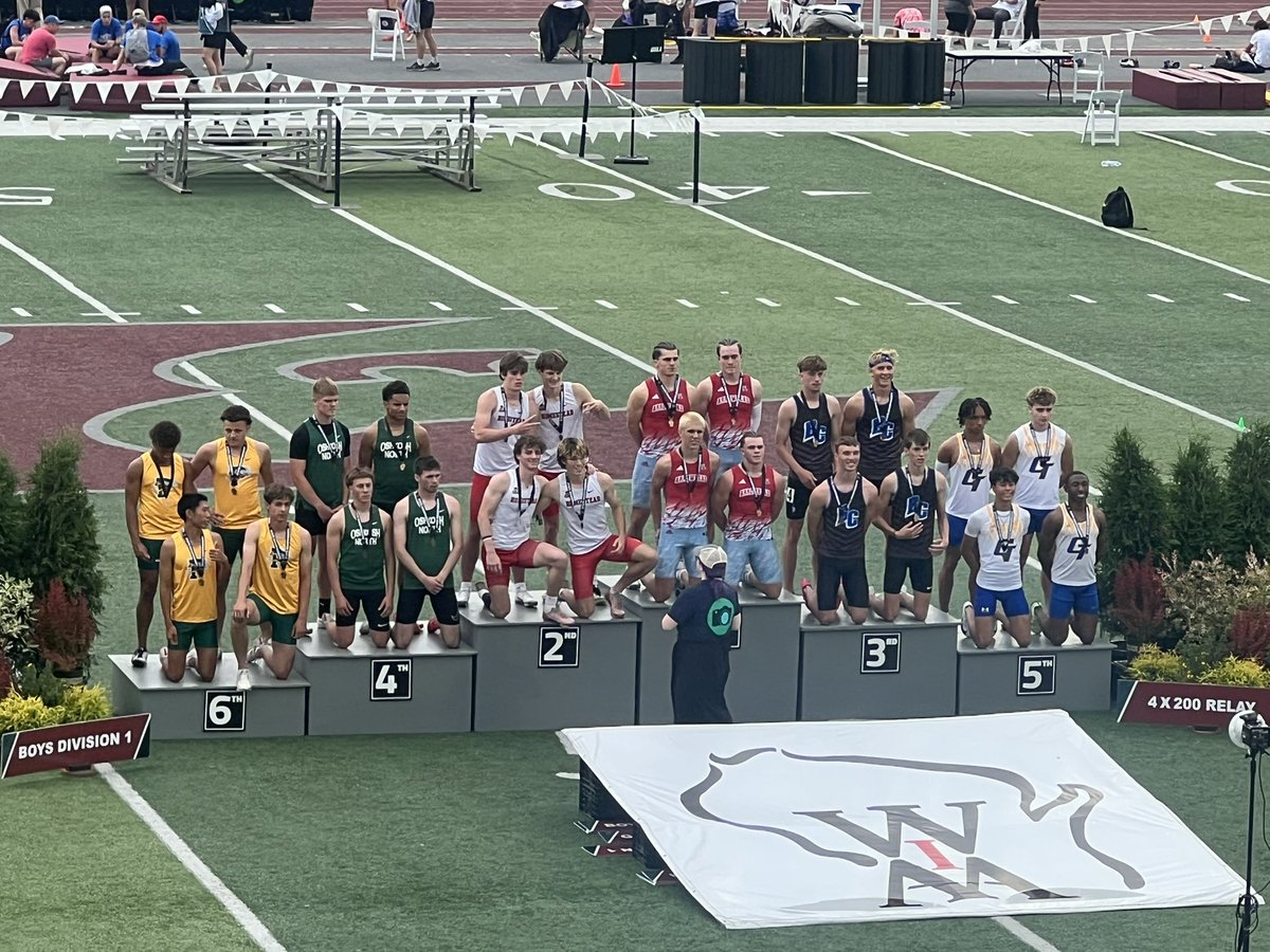For the first time since 2021 the BC Boys are on the podium at the state meet. Finishing 3rd in the 4x200m Relay!!!