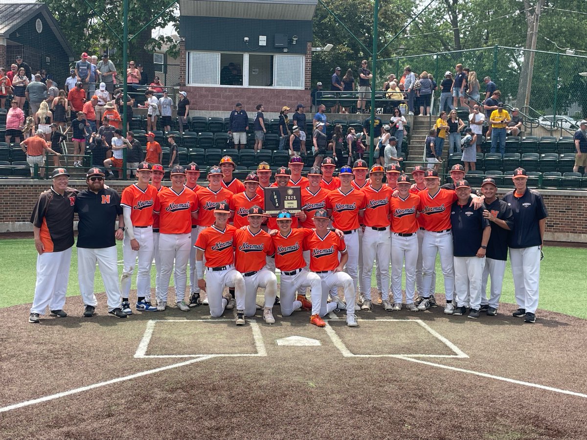IHSA 4A SECTIONAL CHAMPS!