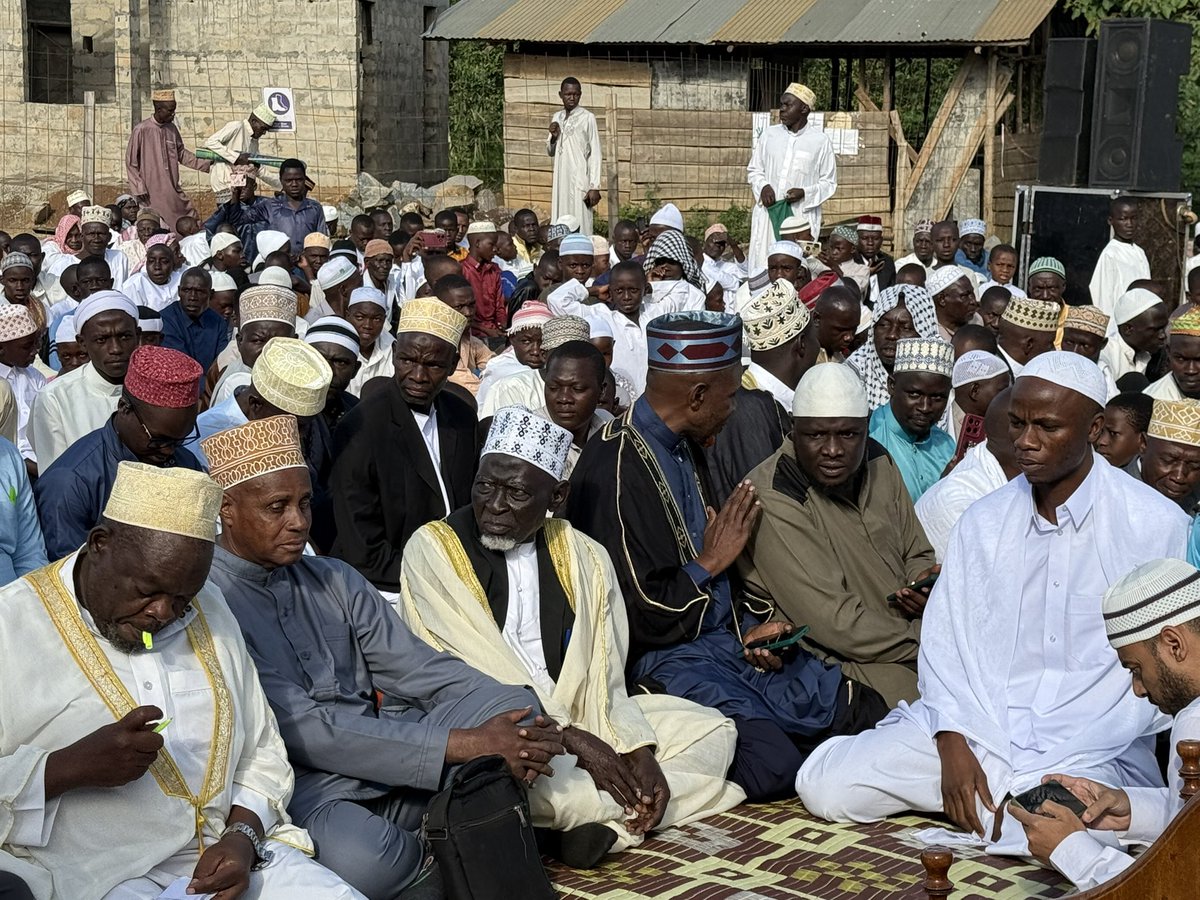 Yesterday I attended Eid prayers in Bugema. In my message, I emphasised the need for peace, harmony and tolerance as we approach the election period. We started an initiative to process land titles for all the land under Muslim management and to fundraise to buy a car for the