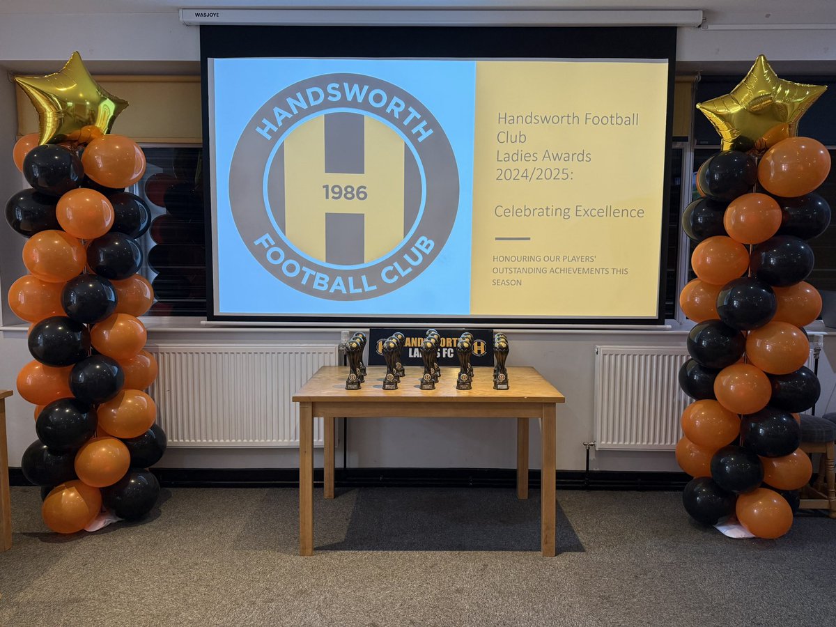 HandsworthWFC's tweet photo. We’re all set and ready for tonight 🧡🖤 #uptheambers https://t.co/EGLO8bJaLY