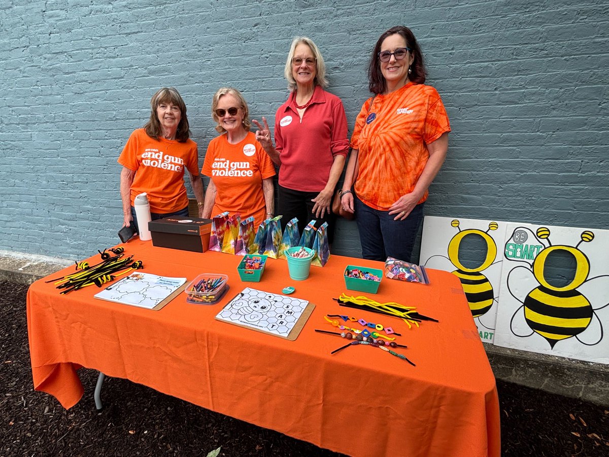 Everytown's tweet image. HAPPENING NOW: Coast to coast, communities are gathering at #WearOrange Weekend events to call attention to our nation’s preventable gun violence crisis and honor victims and survivors of gun violence.
Text ORANGE to 644-33 to find an event near you!