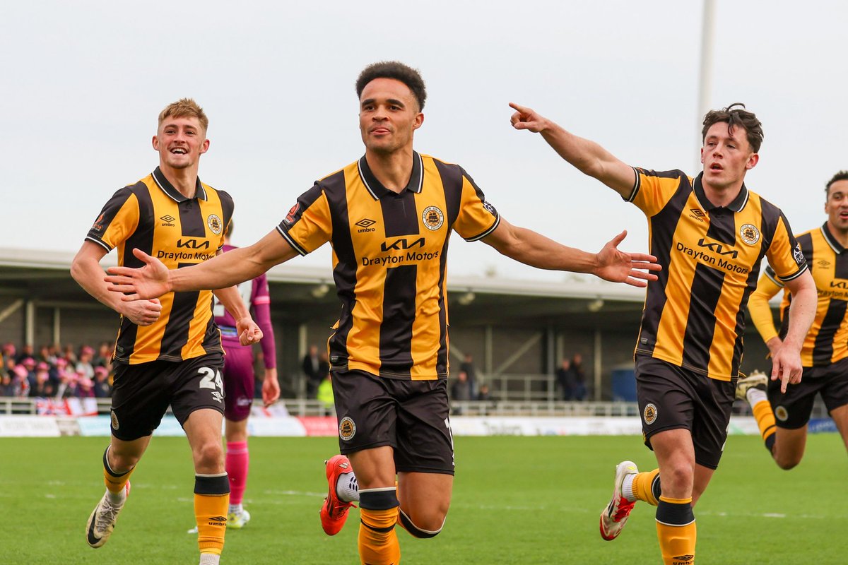 Chris Bray tweet media