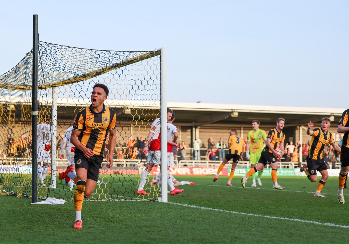 Chris Bray tweet media