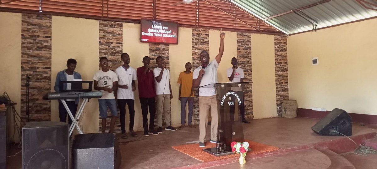 ChapelVoi's tweet photo. It was a joy to have men gather together to learn God's Word from Proverbs. They sang their hearts out, cooked, ate, and prayed together. God was glorified, men were edified. https://t.co/iHSlD8EKQu