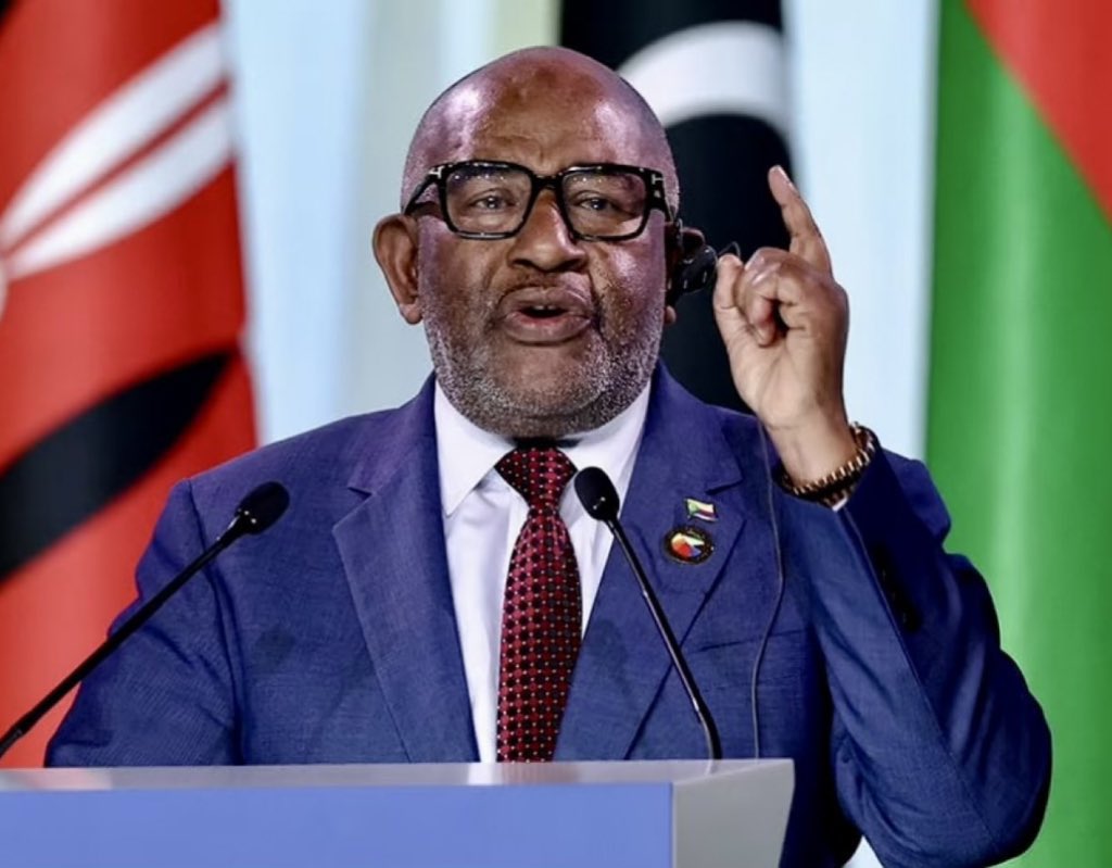 🇰🇲LES COMORES N’ACCUEILLERONT PAS LA PROCHAINE CAN : ❌🗣️

« 𝗡𝗢𝗨𝗦 𝗡’𝗔𝗩𝗢𝗡𝗦 𝗣𝗟𝗨𝗦 𝗗𝗘 𝗕𝗔𝗟𝗟𝗢𝗡𝗦 »