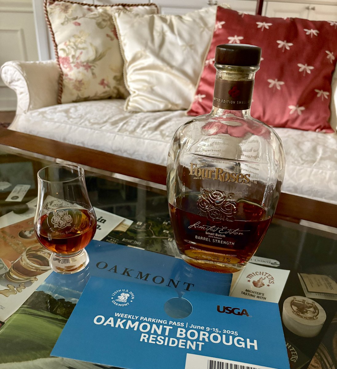 The club is officially closed now so will have to start drinking to pass the time til the event kicks off on Monday. And this 2019 is one of the best LEs since 2012🔥 Cheers🥃🏌️