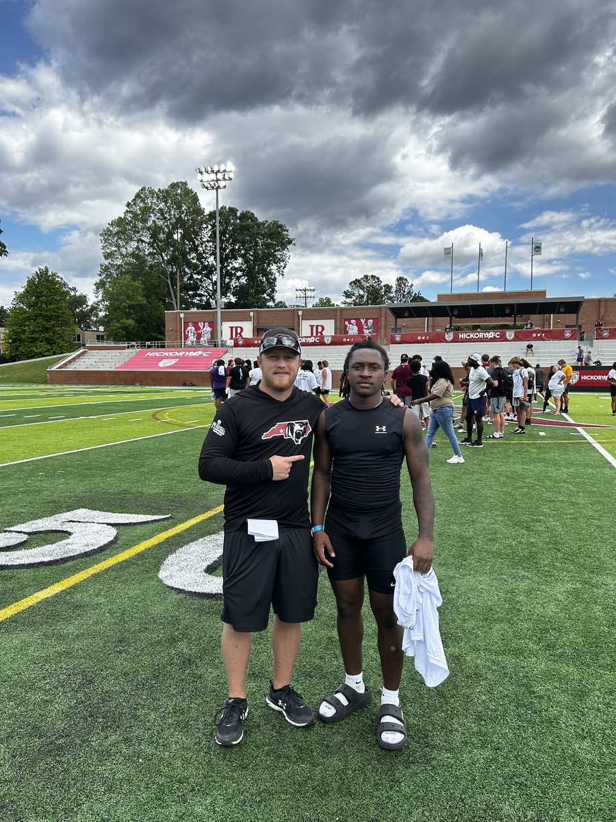 Had an amazing experience and retained a lot at the <a href="/LRBearsFootball/">Lenoir-Rhyne Football</a> RB/LB Camp today Thank You <a href="/NateMullen7/">NateMullen</a> for the invite loved competing every rep!
 <a href="/Hibriten_Fball/">Hibriten_Football</a>