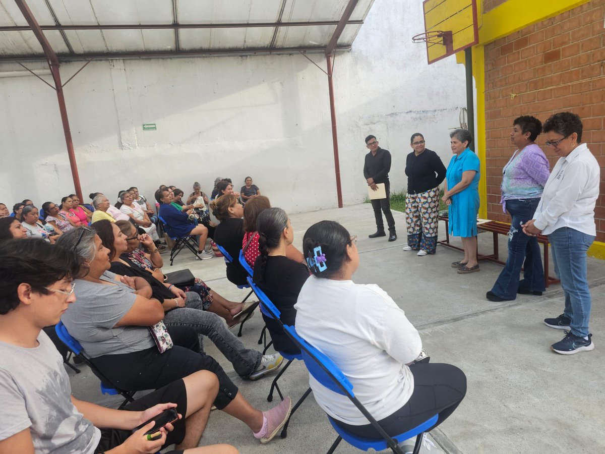 Lupita Vargas (@lupitavargasmx) on Twitter photo Las “Mujeres Poderosas” de Xicotepec son🧵bordadoras, a quienes compartí el programa #MujerRuralEmprendedora de la <a href="/SDRGobPue/">Secretaría de Agricultura y Desarrollo Rural</a>
Gracias, gobernador <a href="/armentapuebla_/">Alejandro Armenta</a> por darle herramientas a las mujeres de la Sierra Norte, para construirse un mejor futuro 🫶🏼
#LaSierraNorteEsVerde💚 Las “Mujeres Poderosas” de Xicotepec son🧵bordadoras, a quienes compartí el programa #MujerRuralEmprendedora de la <a href="/SDRGobPue/">Secretaría de Agricultura y Desarrollo Rural</a>
Gracias, gobernador <a href="/armentapuebla_/">Alejandro Armenta</a> por darle herramientas a las mujeres de la Sierra Norte, para construirse un mejor futuro 🫶🏼
#LaSierraNorteEsVerde💚