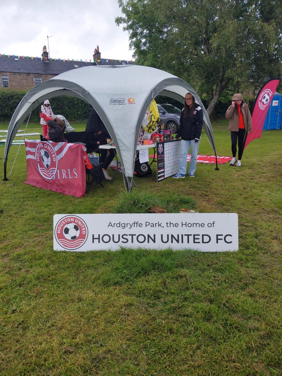 HoustonUtdGirls's tweet photo. A massive thank you to all who came and supported us at kilbarchan_lilias_day. Despite the weather the girls managed to raise just over £500 towards their Barcelona trip in October. If you missed us today we will be at the bridge of weir gala day on Saturday the 14th June. https://t.co/2xEbZiyHHL