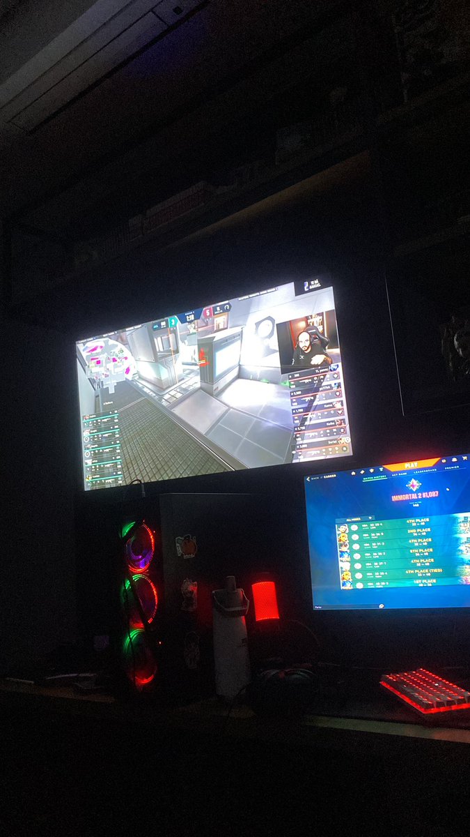 bilibili só joga bem contra o fns o goat😿